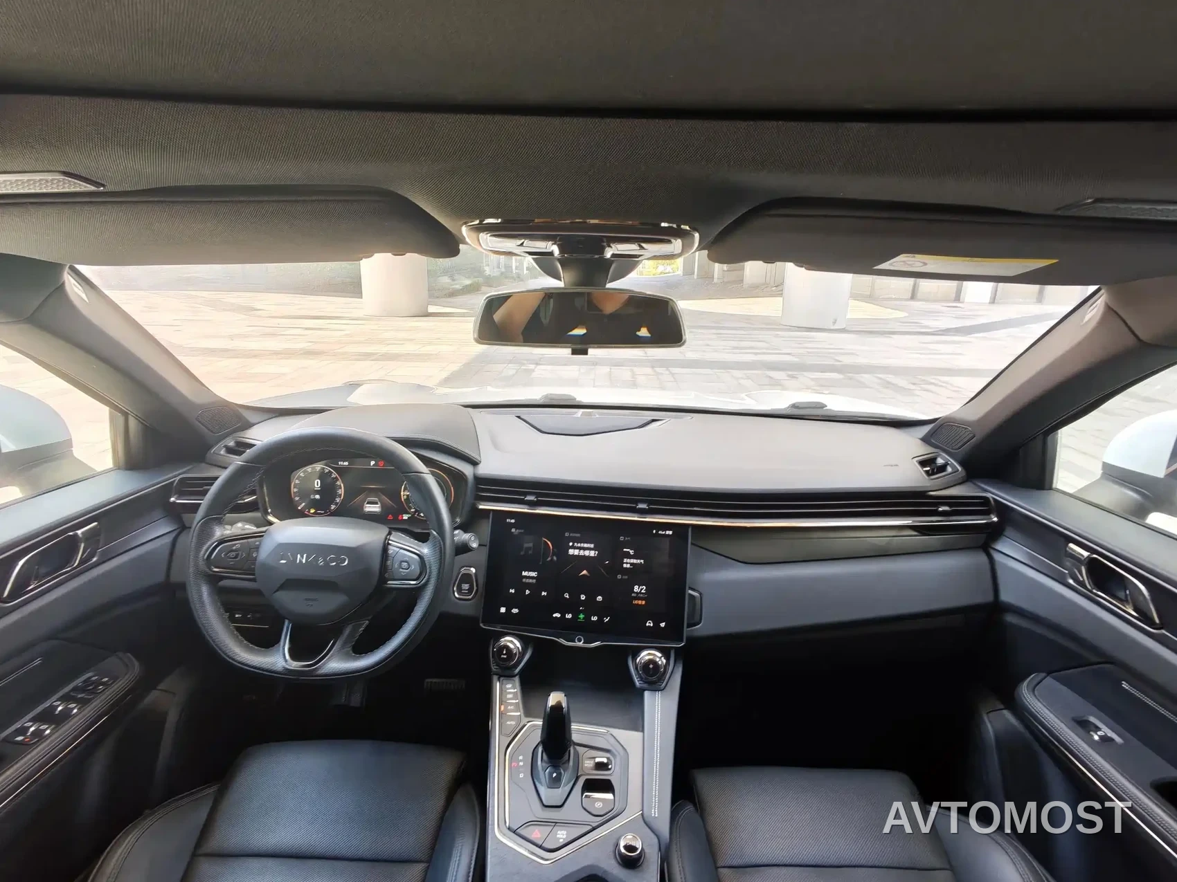 Lynk & Co 01 EM-P 2022 1.5TD PHEV Plus — фото 21