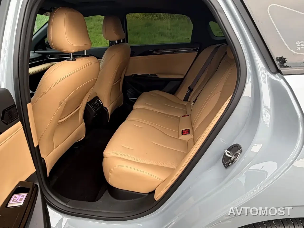 Geely Galaxy L6 2024 125km PLUS Soaring Dragon Edition — фото 7