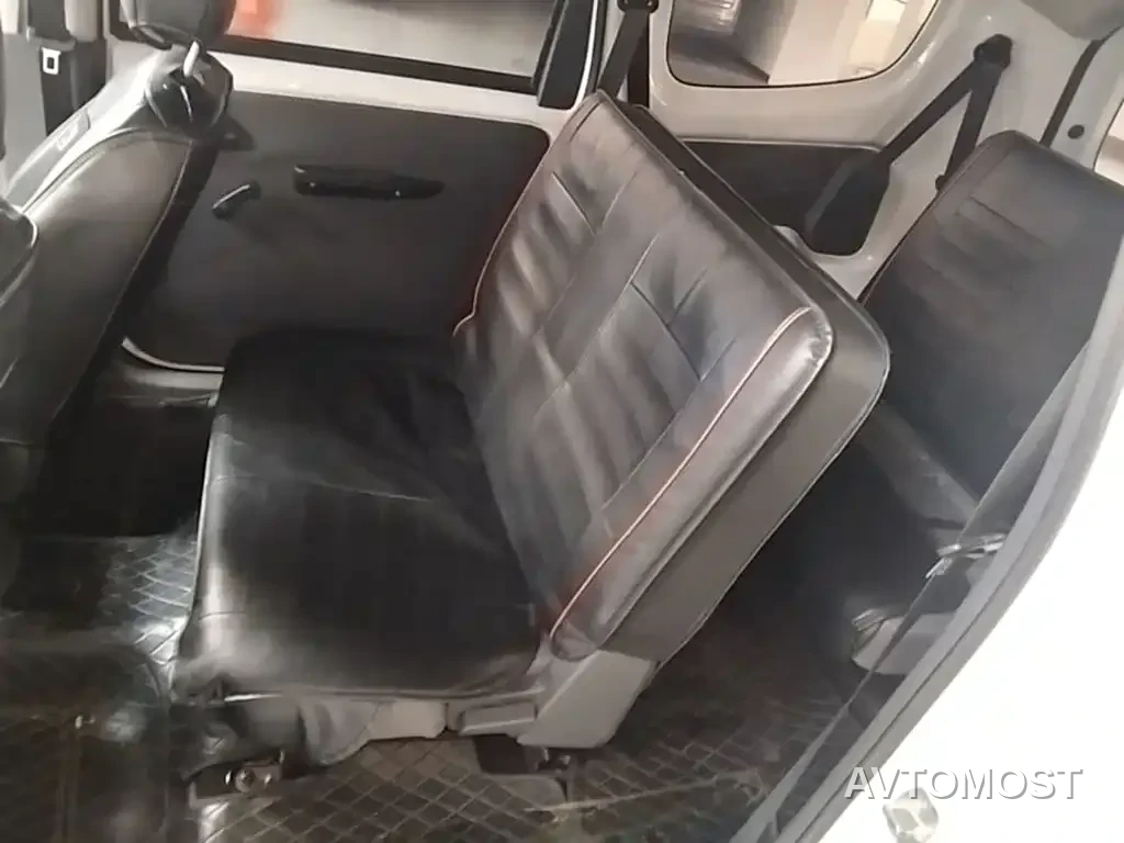 Wuling Hongguang New Energy 2024 Pure Electric 300KM Standard — фото 14