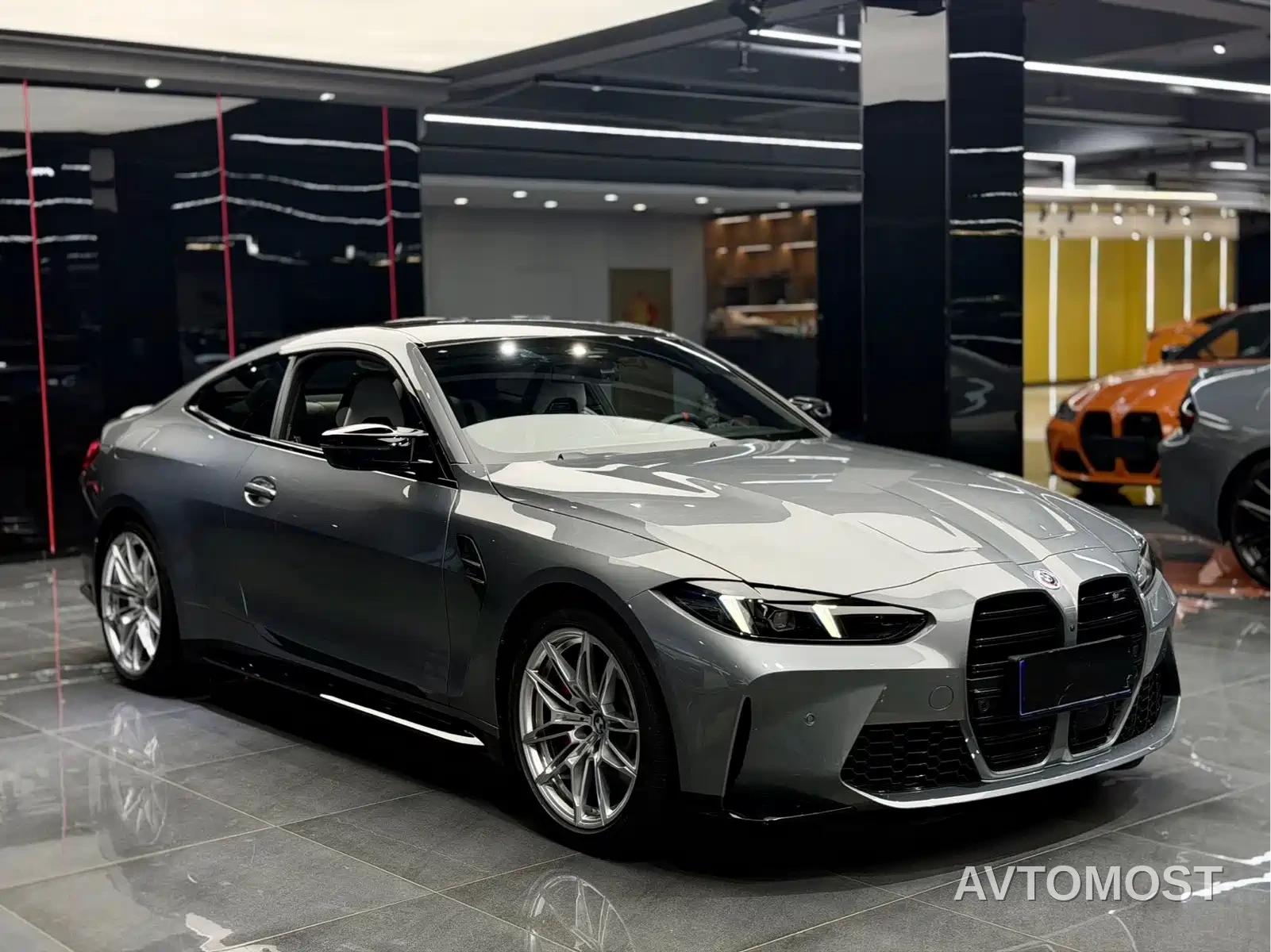 BMW M4 2024 BMW M4 Coupe M xDrive Competition — фото 2