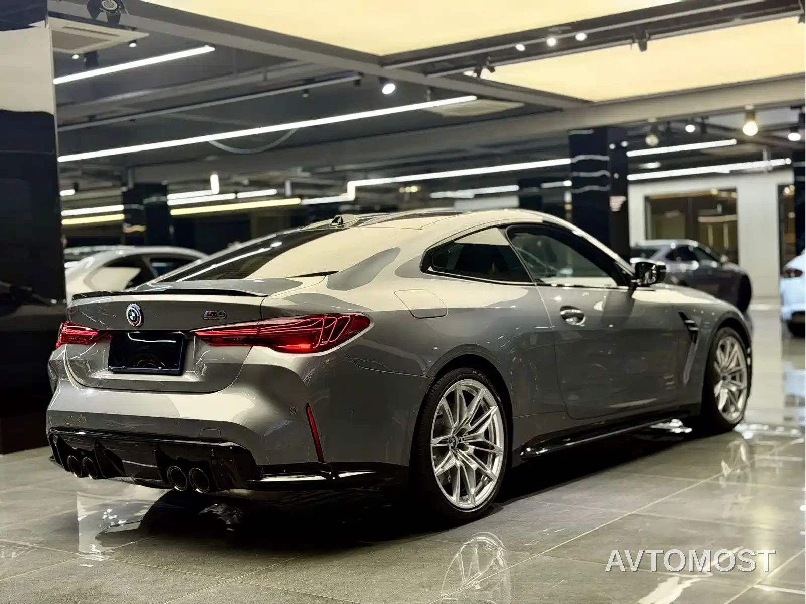 BMW M4 2024 BMW M4 Coupe M xDrive Competition — фото 6