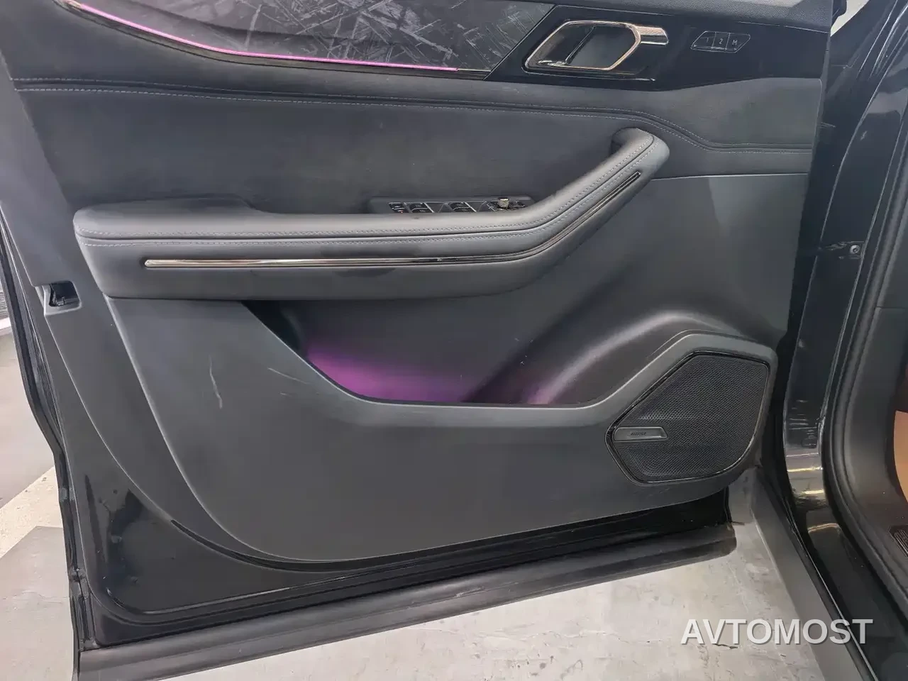 Lynk & Co 09 EM-P 2021 2.0T PHEV Halo 6-seater — фото 6