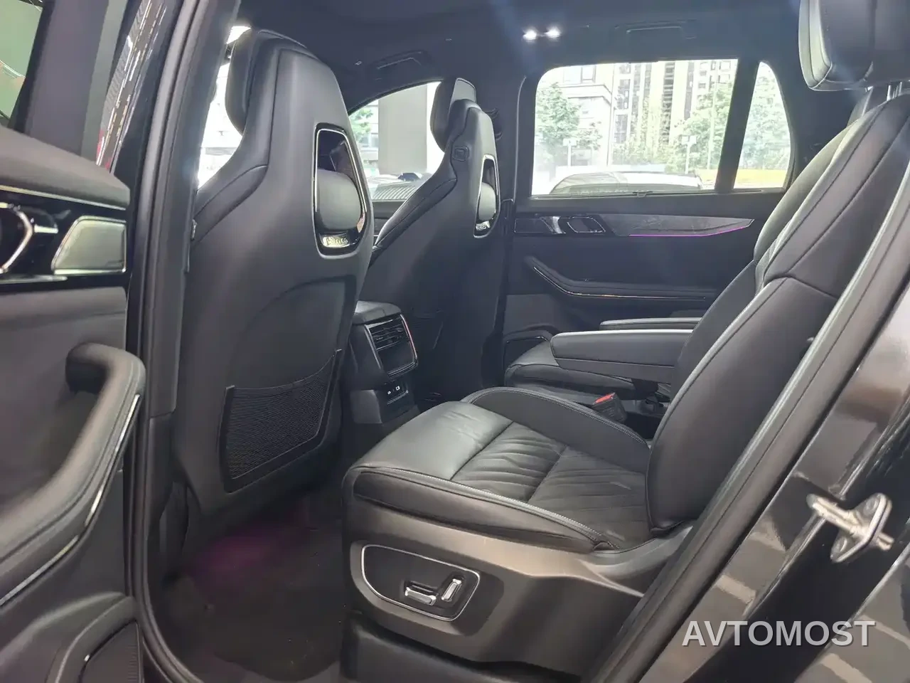 Lynk & Co 09 EM-P 2021 2.0T PHEV Halo 6-seater — фото 11