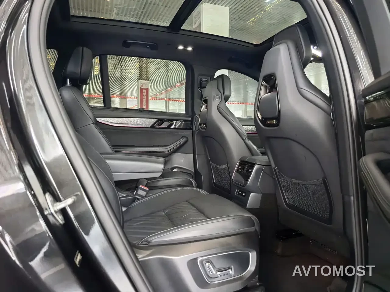 Lynk & Co 09 EM-P 2021 2.0T PHEV Halo 6-seater — фото 16