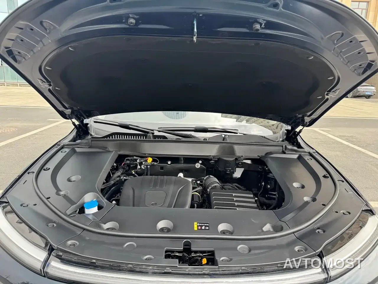 Wey Latte DHT-PHEV 2022 1.5T AWD Super Large Edition — фото 17