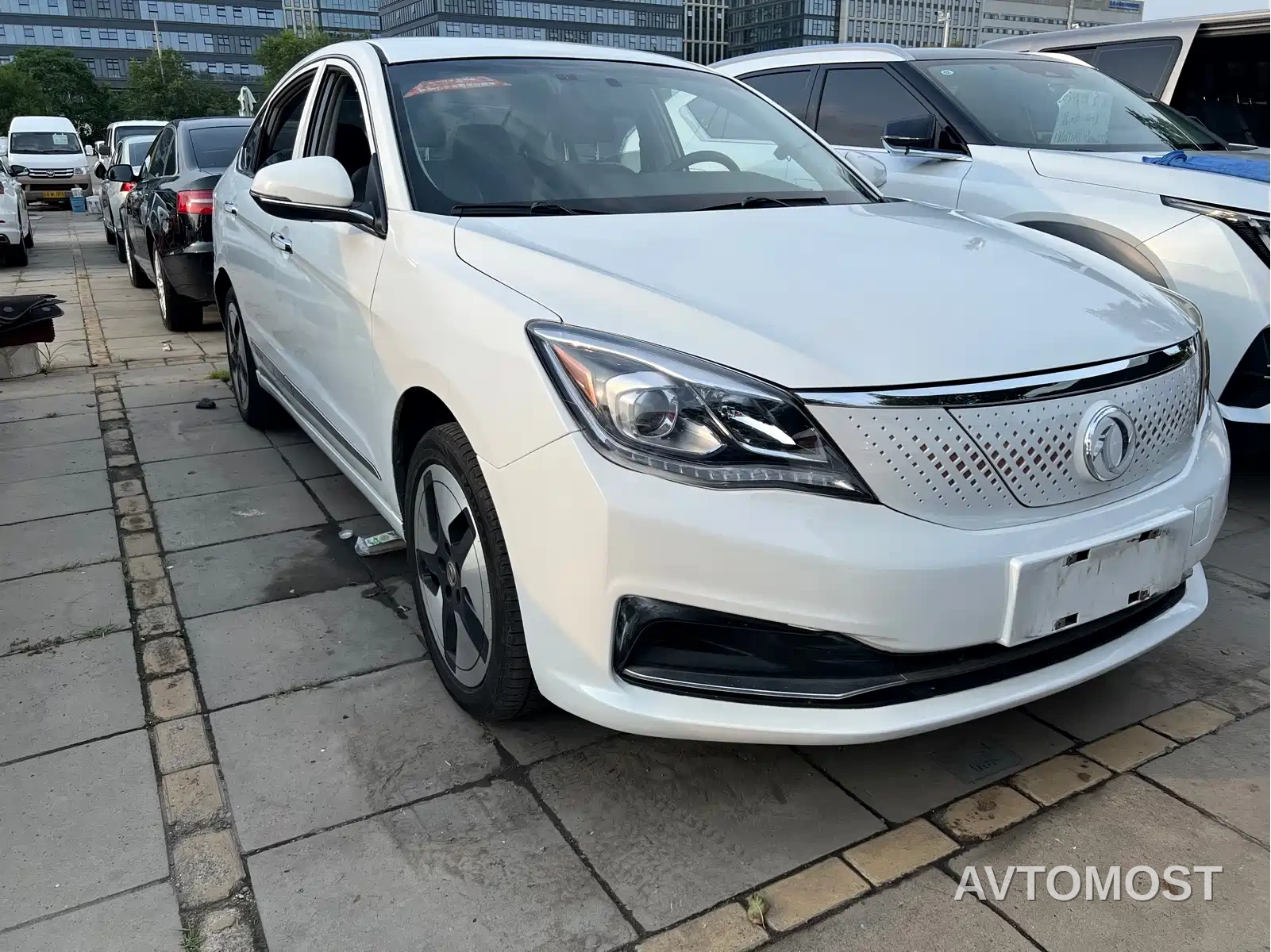 Dongfeng Fengshen E70 2022 500 Ultra Edition — фото 3