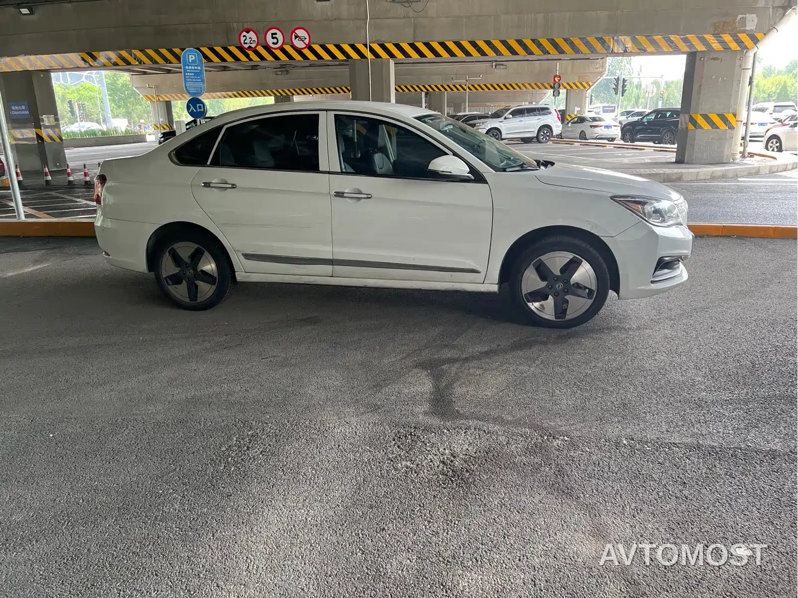 Dongfeng Fengshen E70 2022 500 Ultra Edition — фото 11