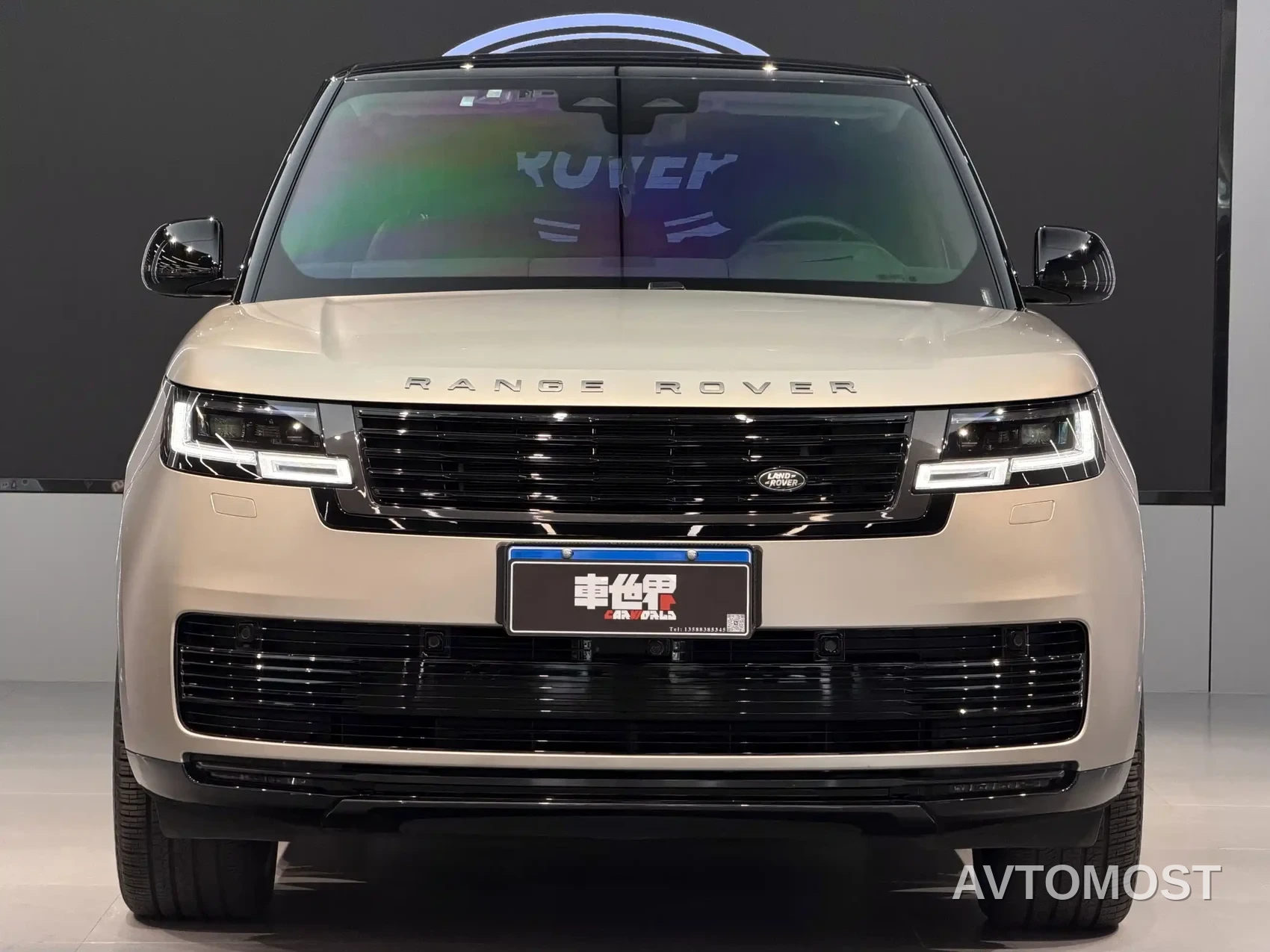 Land Rover Range Rover 2023 4.4 V8 530PS Launch Edition — фото 2