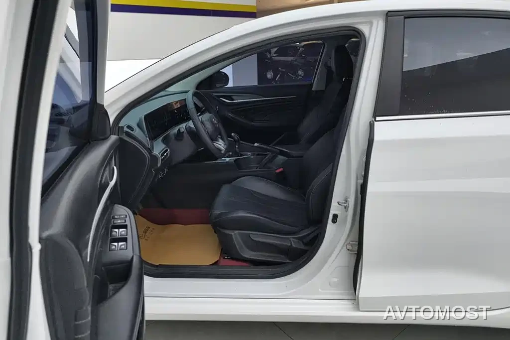 Changan Eado 2021 Model PLUS 1.6L GDI Manual Luxury — фото 9
