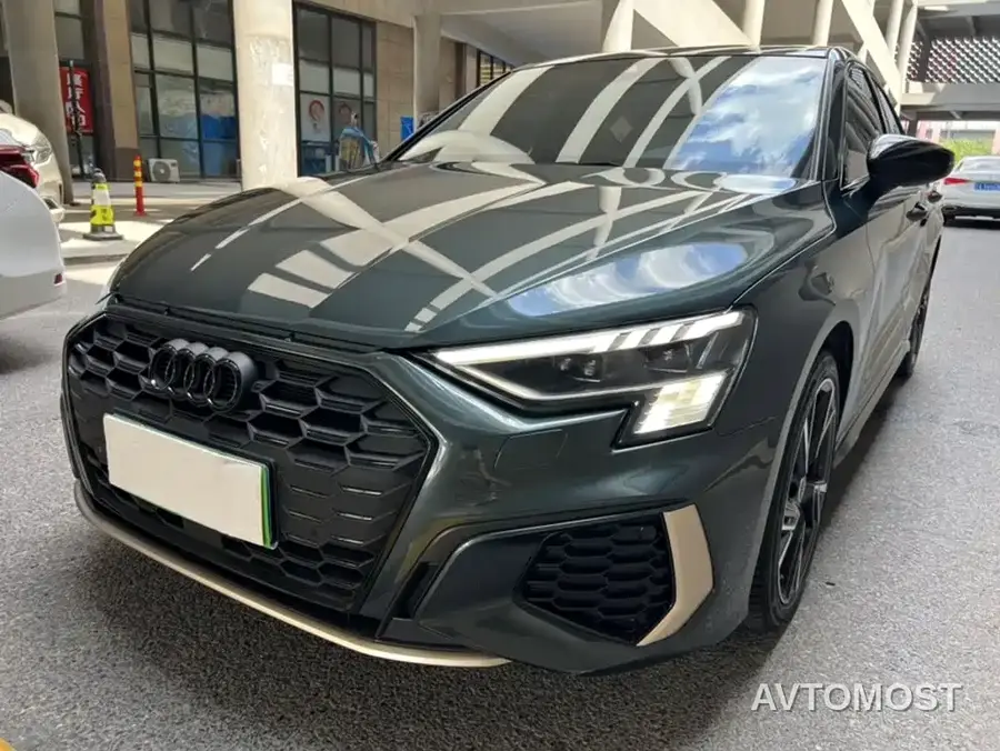 Audi A3 2024 Model Sportback 35 TFSI RS Edition