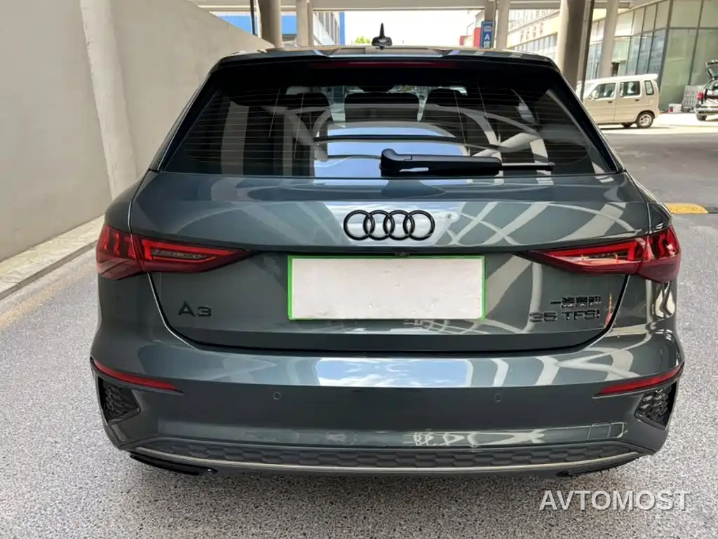Audi A3 2024 Model Sportback 35 TFSI RS Edition — фото 13