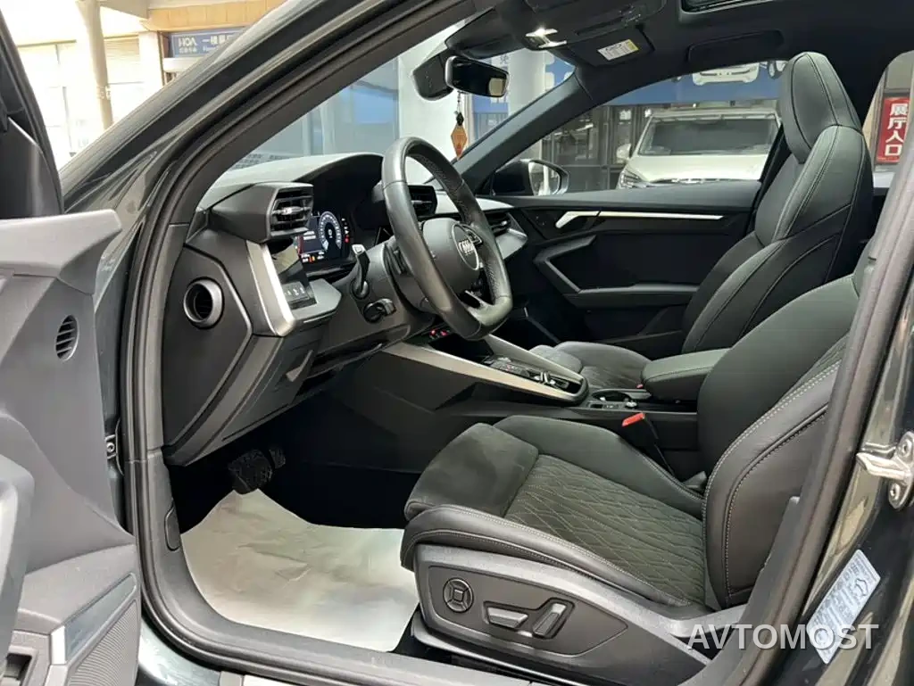 Audi A3 2024 Model Sportback 35 TFSI RS Edition — фото 21