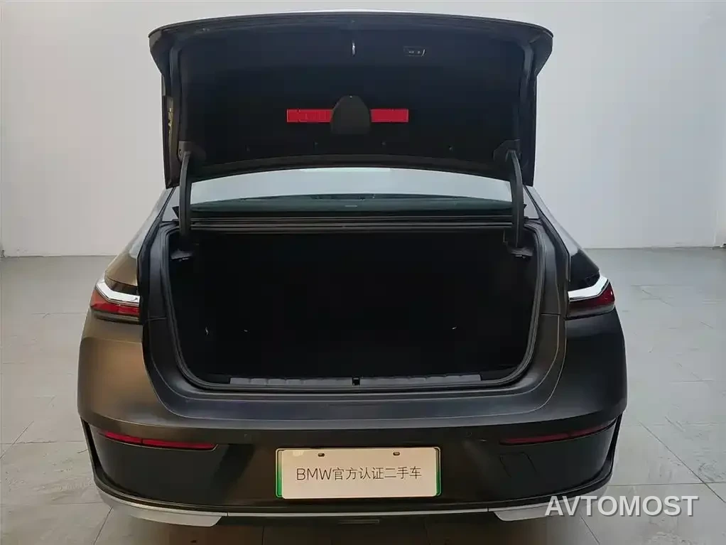 BMW i7 2023 eDrive50L Leading Luxury Package — фото 6