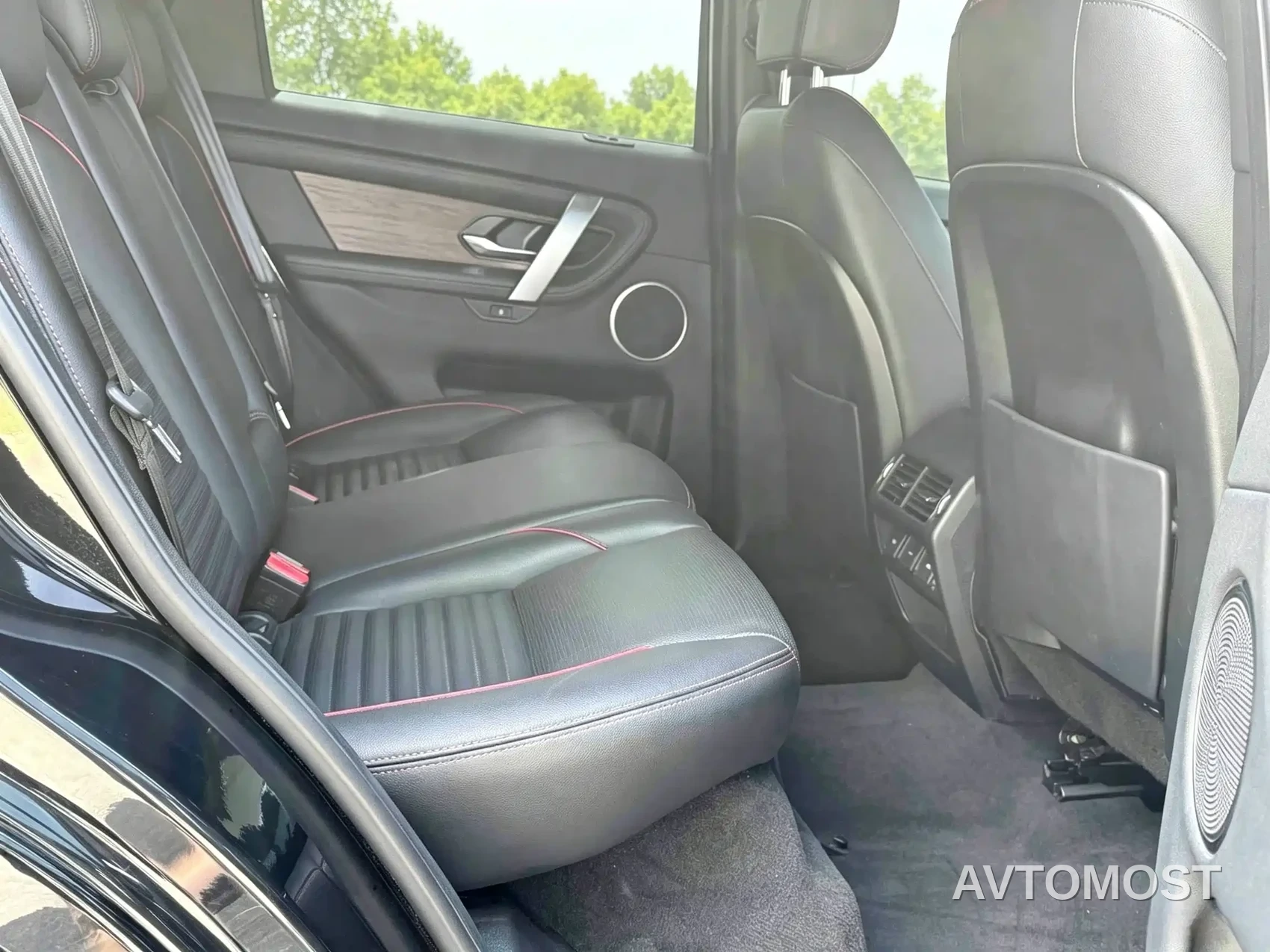 Land Rover Discovery Sport 2022 Model Facelift 249PS R-Dynamic S Performance Edition 5-seater — фото 12