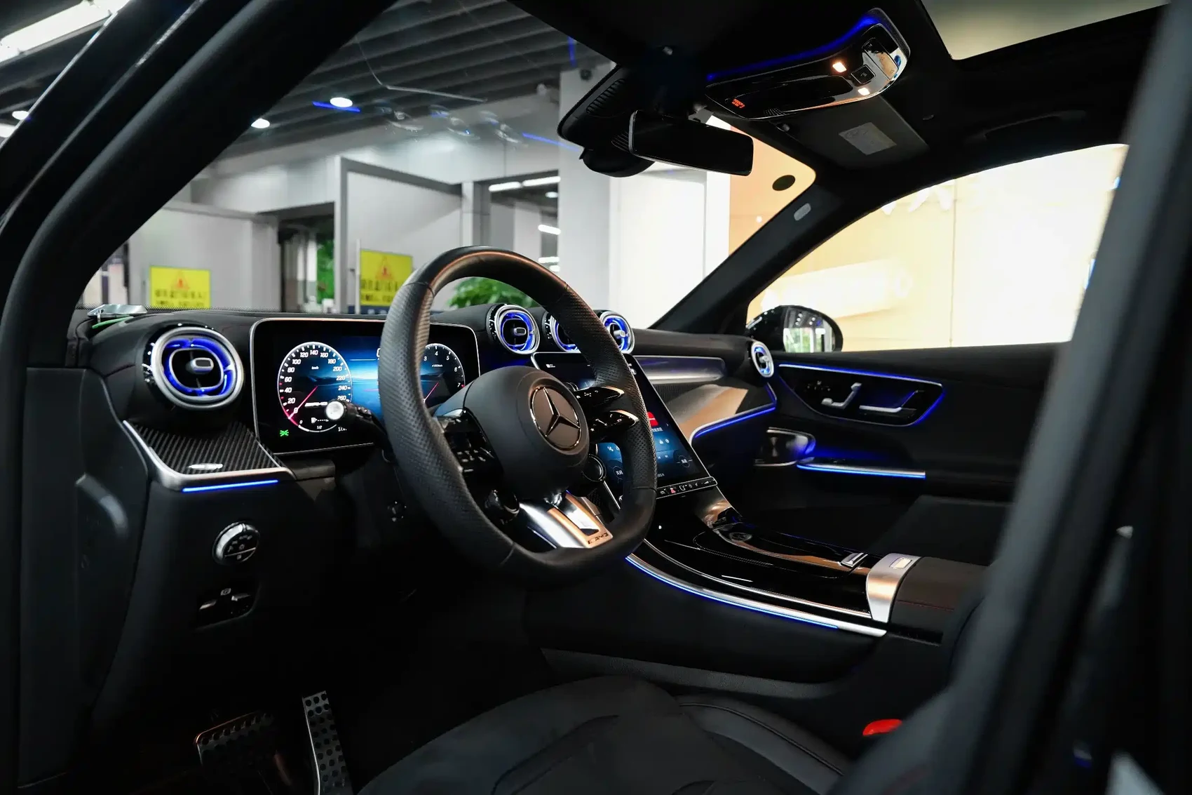 Mercedes-Benz GLC AMG 2025 AMG GLC 43 4MATIC — фото 13