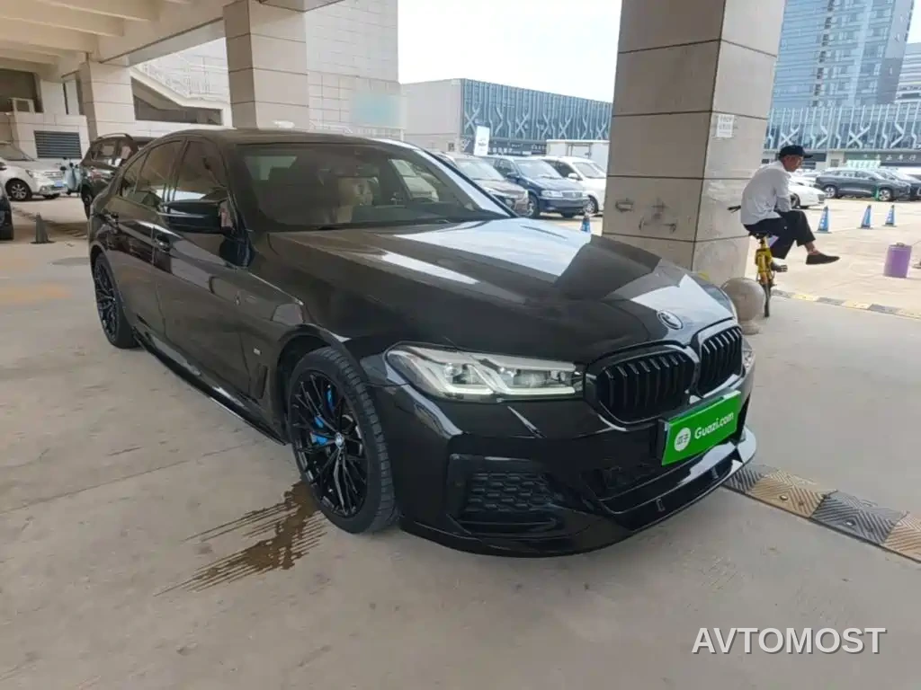 BMW 5 Series (Import) 2022 Facelift 530i M Sport Package — фото 4