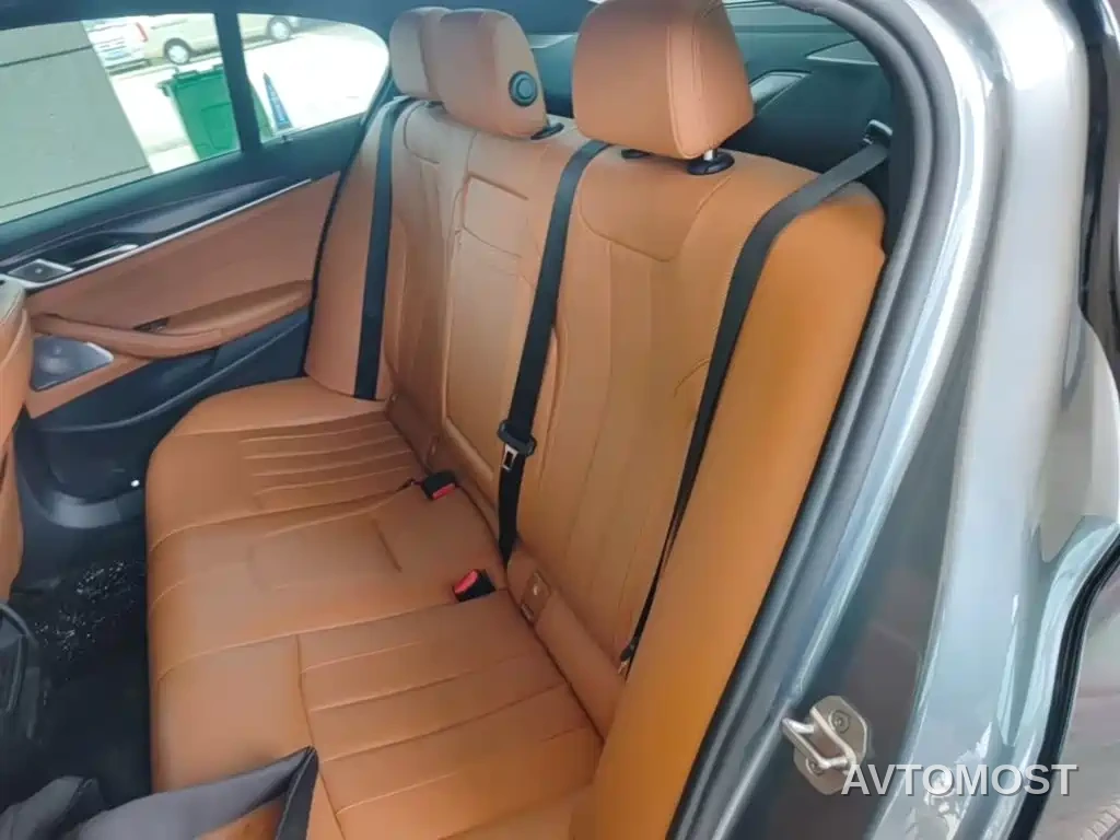 BMW 5 Series (Import) 2022 Facelift 530i M Sport Package — фото 17