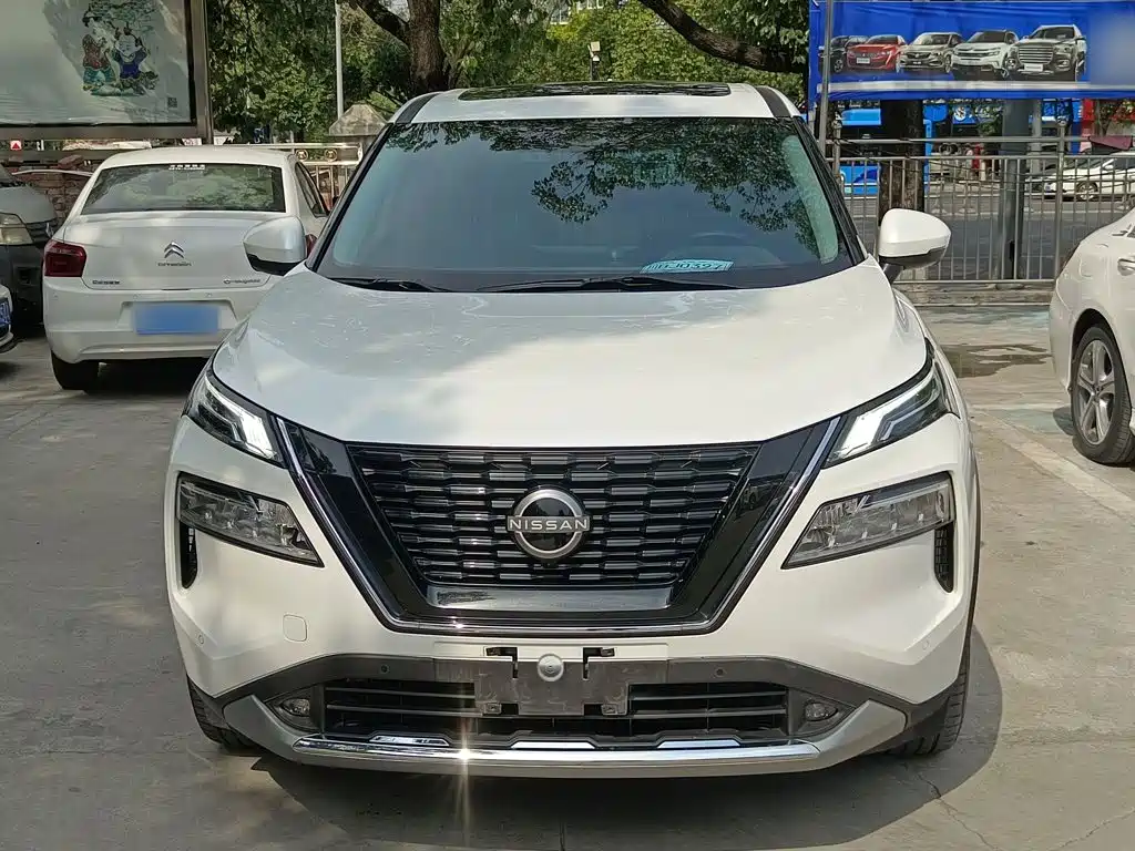 Nissan X-Trail 2023 e-POWER Super Hybrid Dual Motor AWD Luxury Edition — фото 3