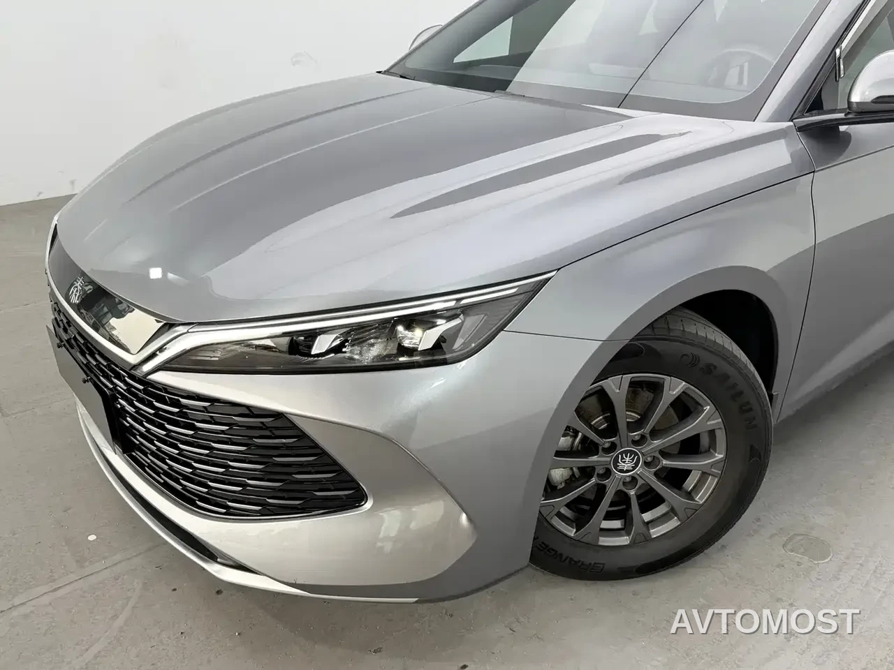 BYD Qin L 2024 DM-i 80KM Leading Edition — фото 11