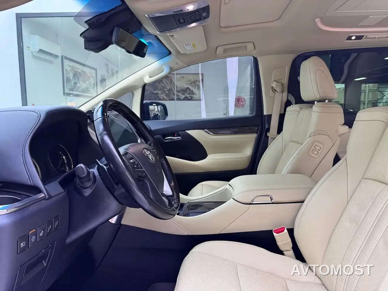 Toyota Vellfire 2021 Crown Hybrid 2.5L HV Supreme Edition — фото 4