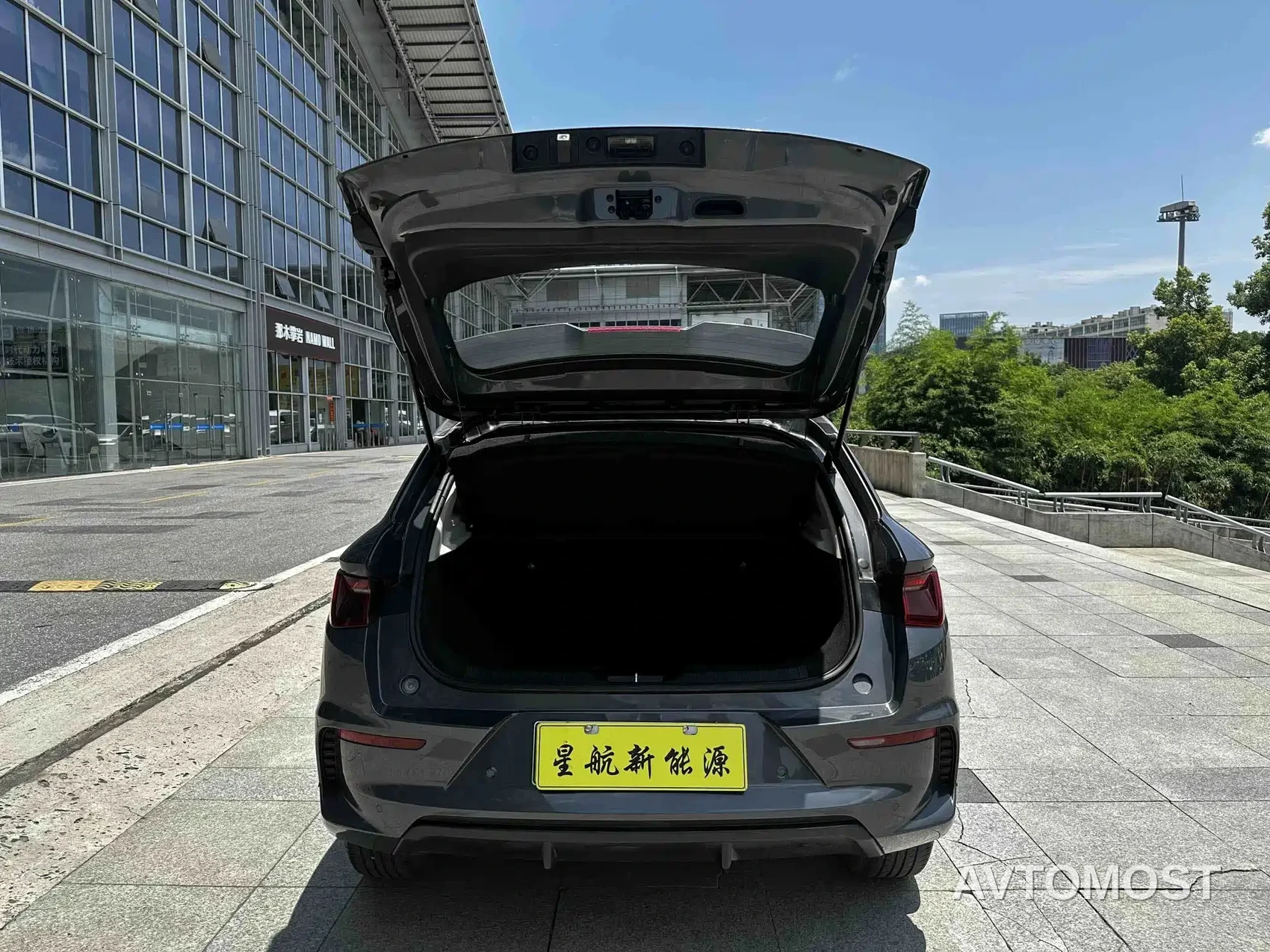 BYD e2 2021 Luxury Edition — фото 14