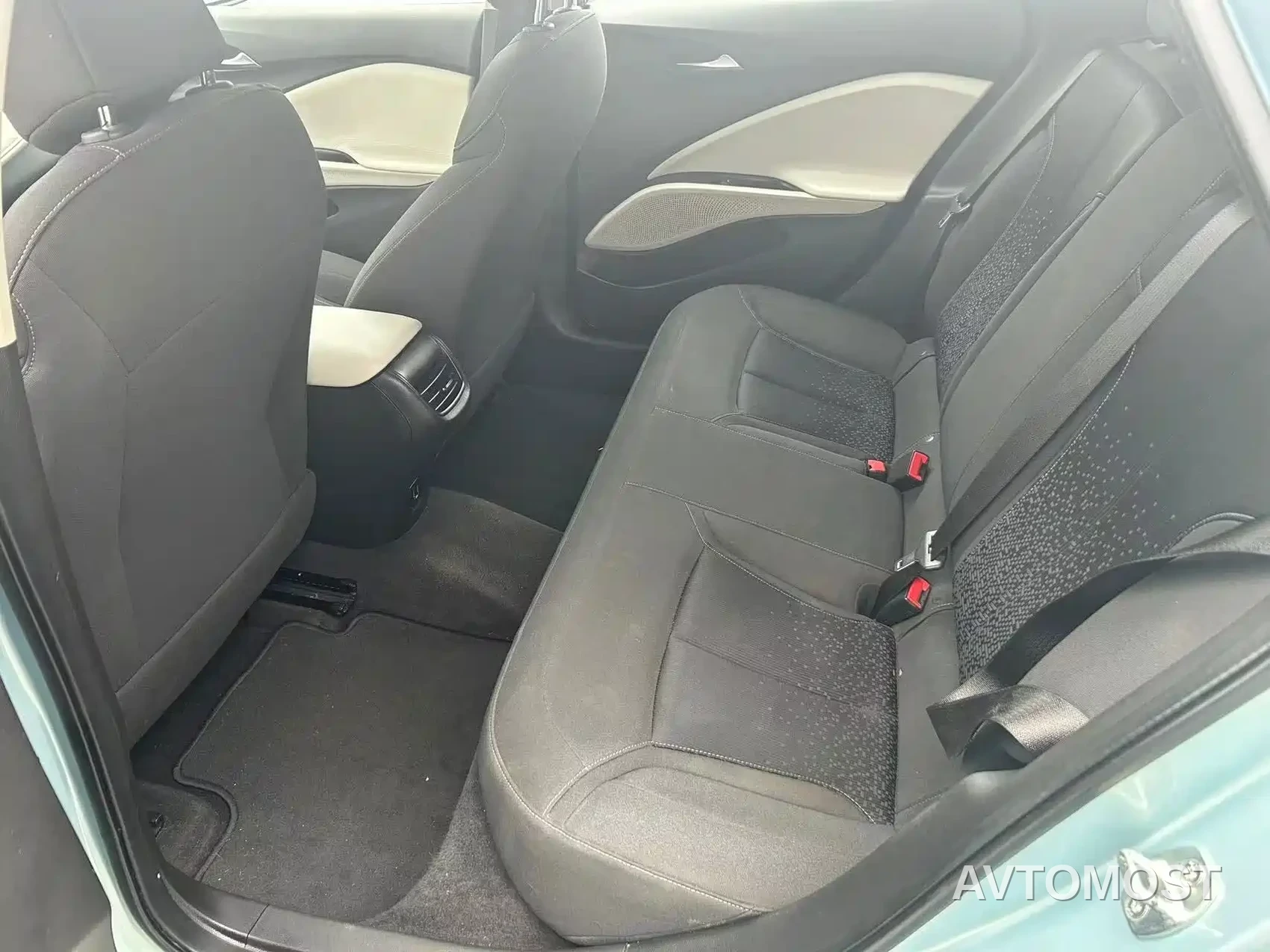 Buick Velite 6 2022 PHEV Connected Fashion — фото 5