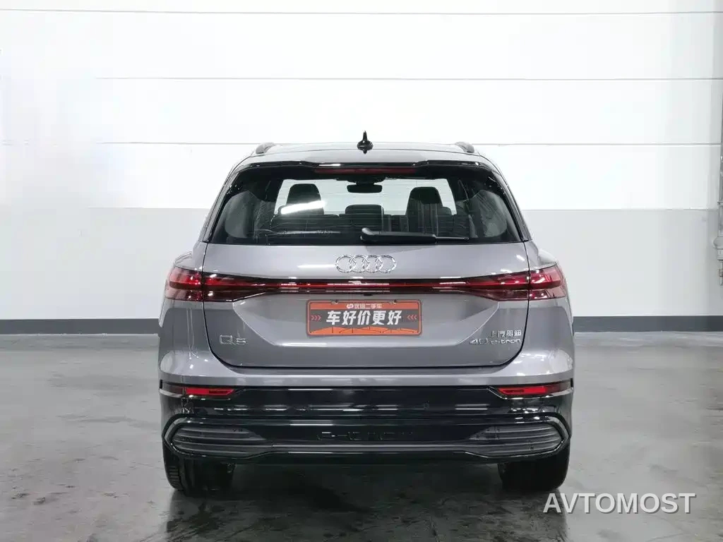 Audi Q5 e-tron 2022 40 e-tron Starlight Edition Brocade Package — фото 3