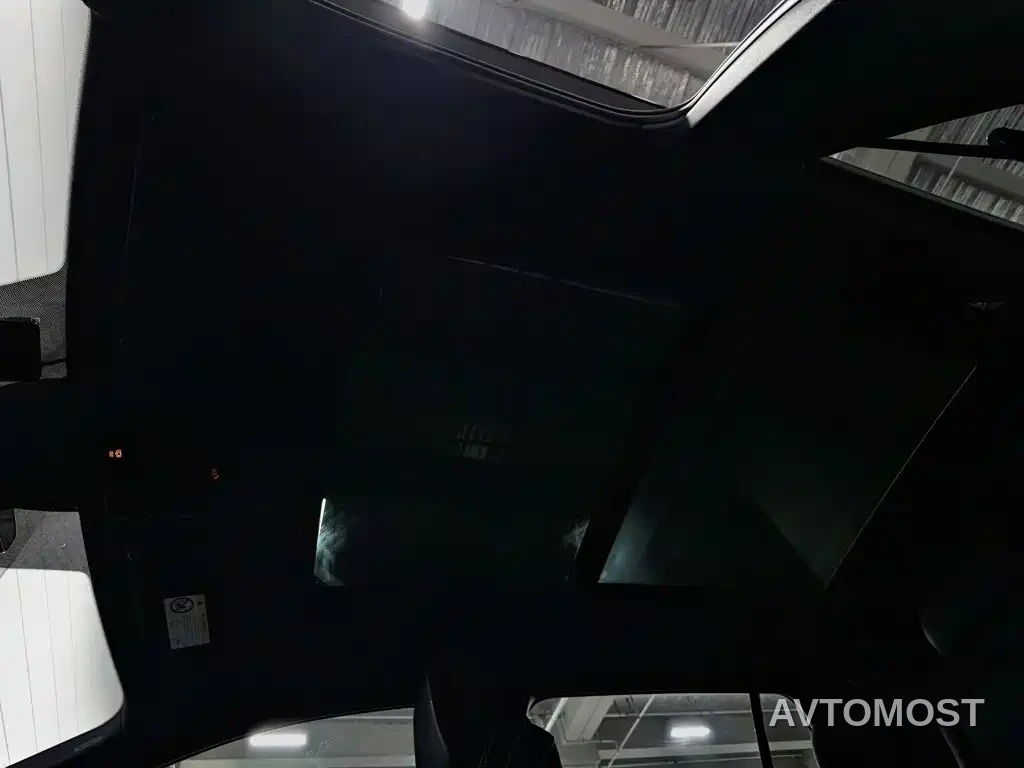 Audi Q5 e-tron 2022 40 e-tron Starlight Edition Brocade Package — фото 13