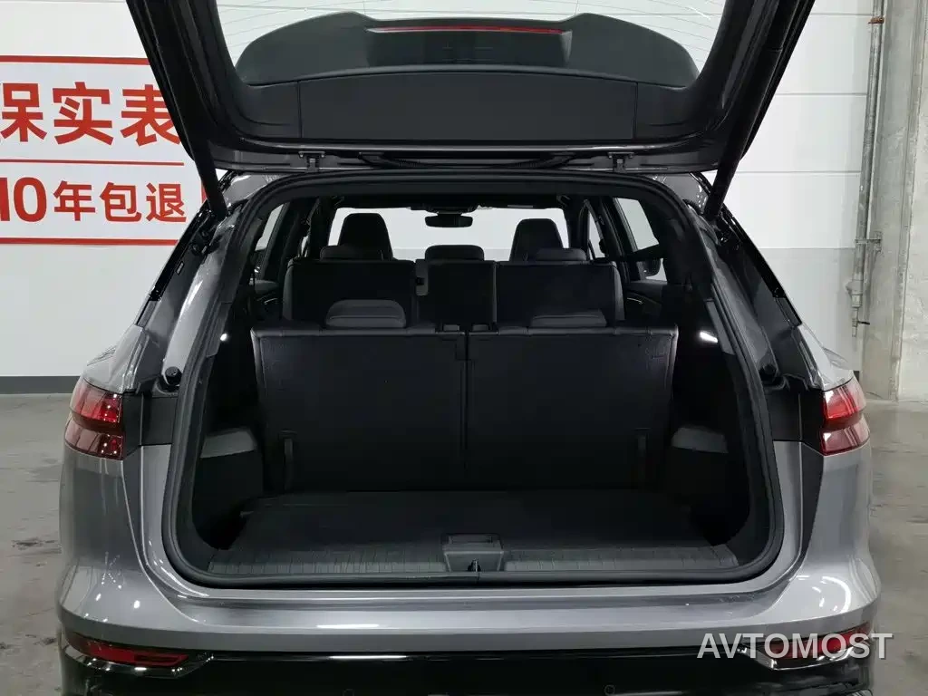 Audi Q5 e-tron 2022 40 e-tron Starlight Edition Brocade Package — фото 15
