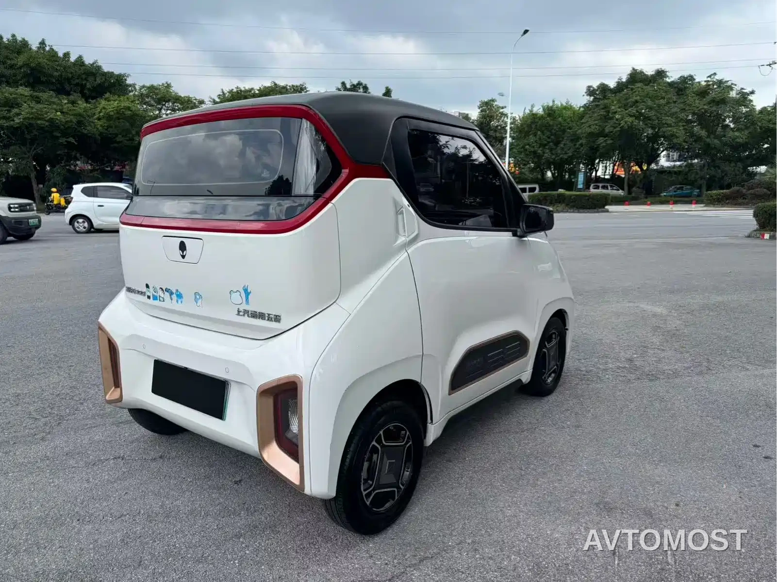 Baojun E200 2020 305KM Smart Enjoyment Edition — фото 9