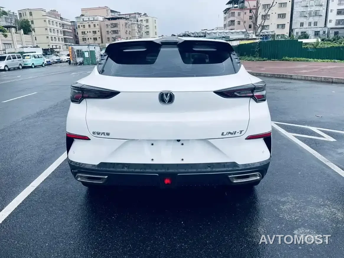 Changan UNI-T 2022 1.5T Excellence — фото 8