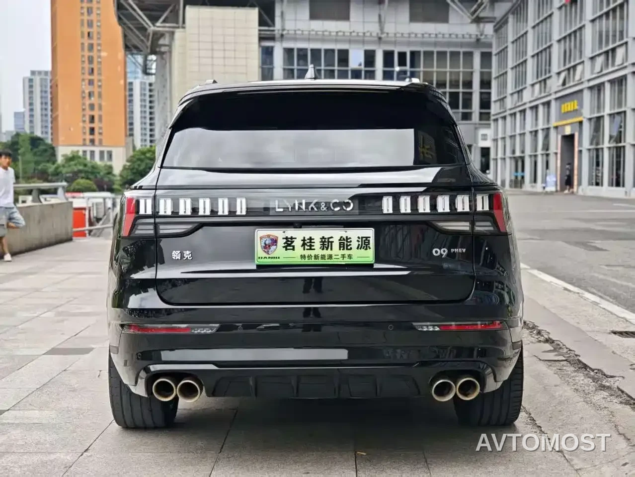 Lynk & Co 09 EM-P 2021 2.0T PHEV Ultra 6-seater — фото 3