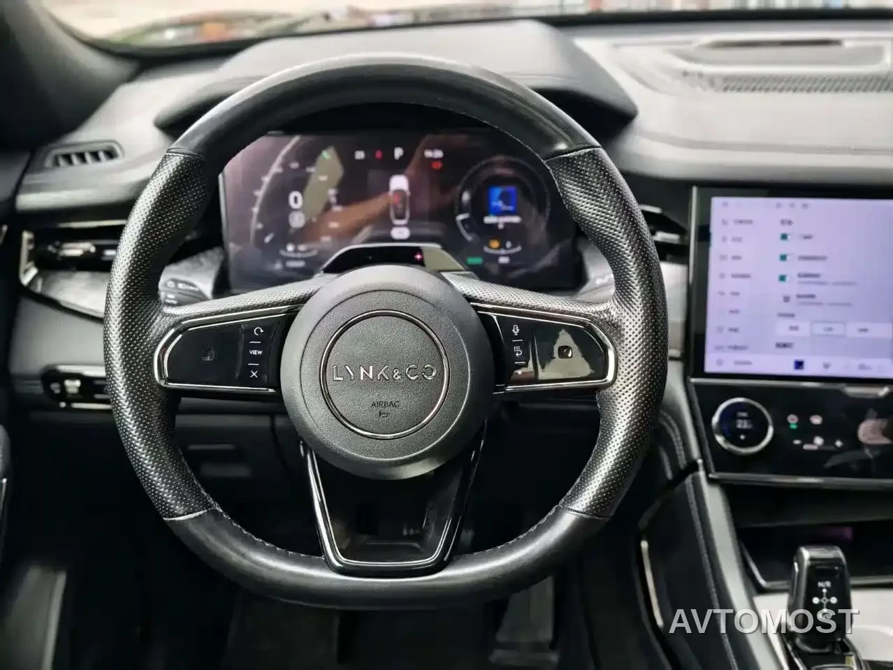 Lynk & Co 09 EM-P 2021 2.0T PHEV Ultra 6-seater — фото 12