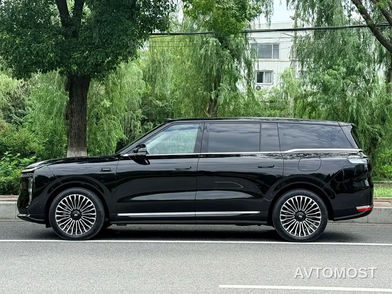IM LS9 2026 Model 52kWh Base Version — фото 3