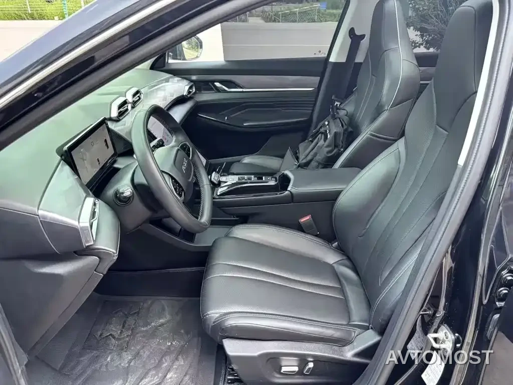 Dongfeng Aeolus Haohan 2023 DH-i 1.5T Luxury Edition — фото 13