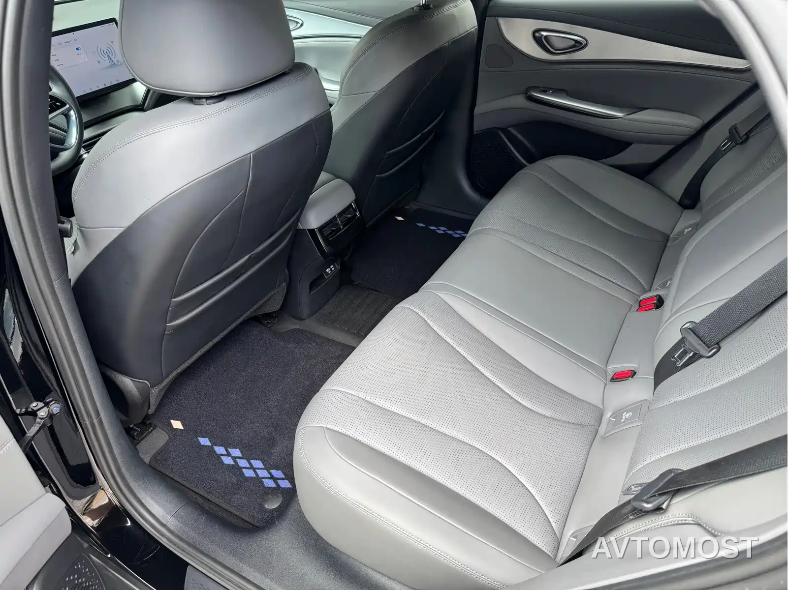 BYD Seal 07 DM-i 2025 DM-i 1.5L 70km Elite — фото 8