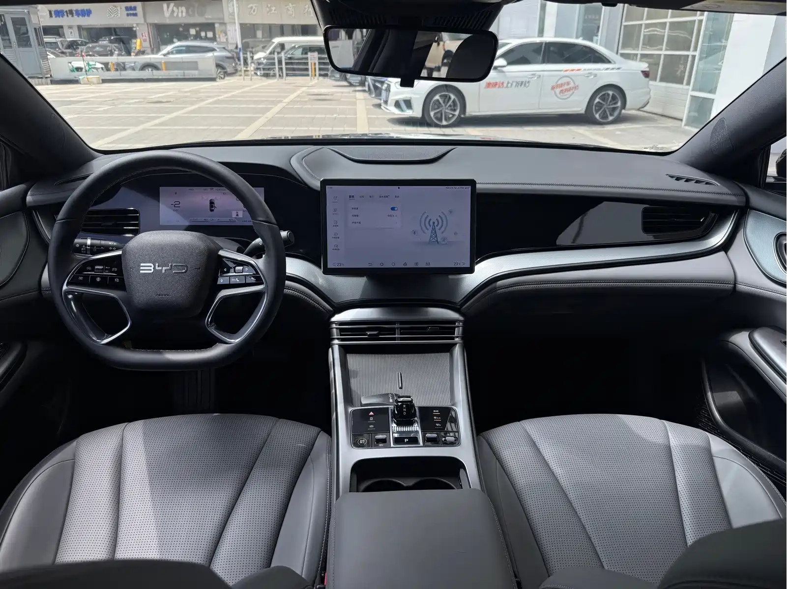BYD Seal 07 DM-i 2025 DM-i 1.5L 70km Elite — фото 12