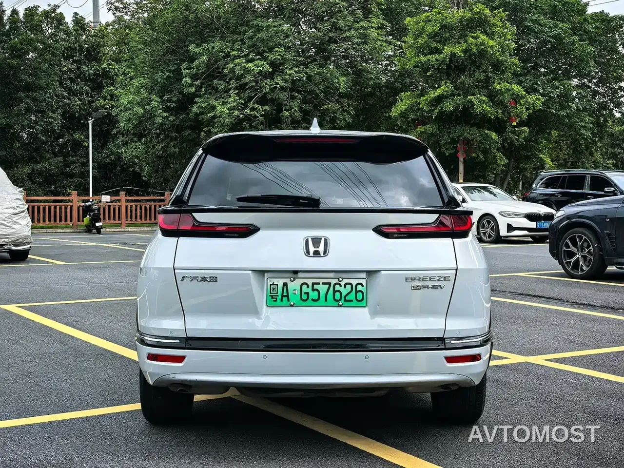 Honda Breeze New Energy 2022 Model e:PHEV Premium Edition — фото 2