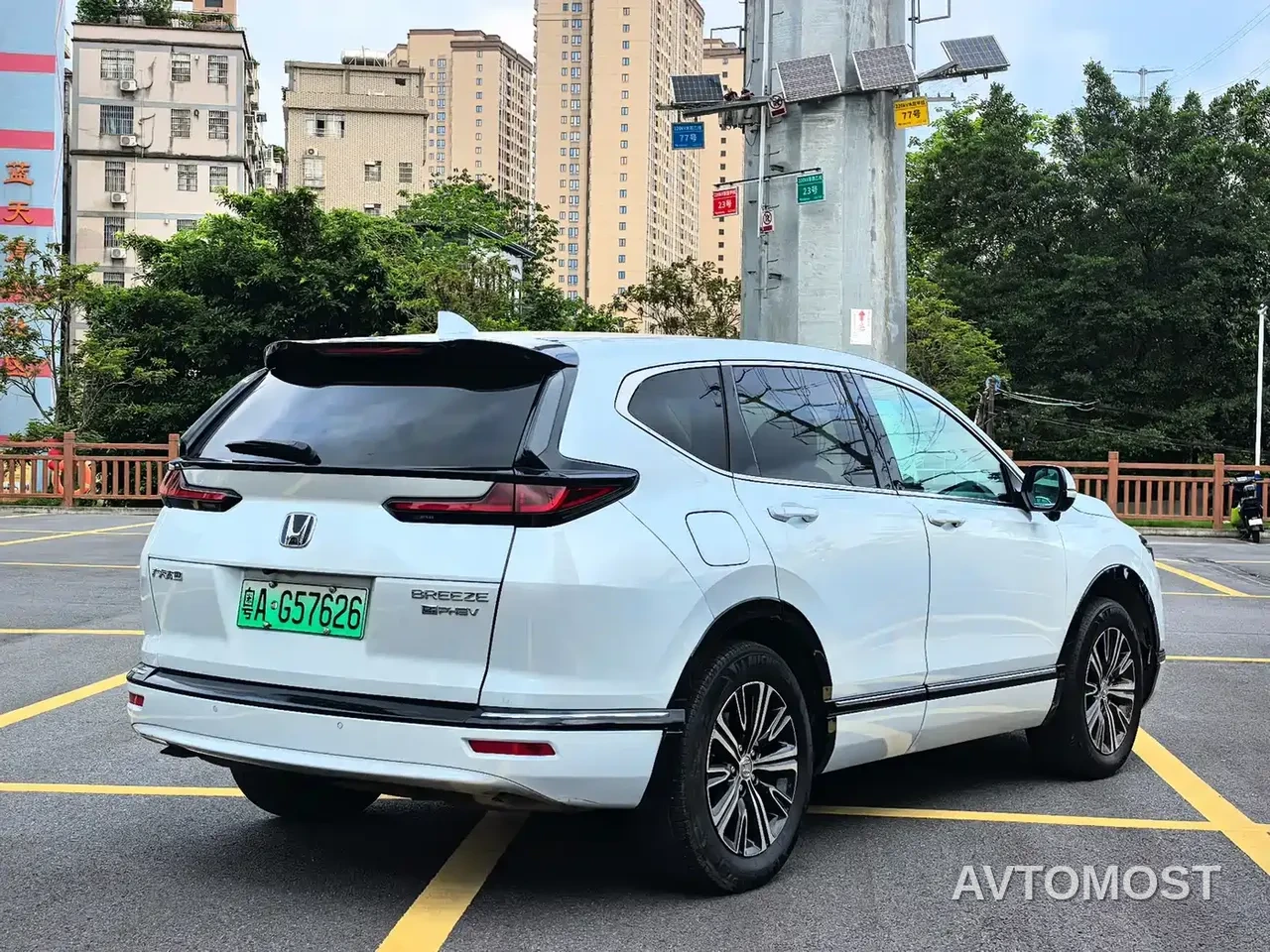 Honda Breeze New Energy 2022 Model e:PHEV Premium Edition — фото 3