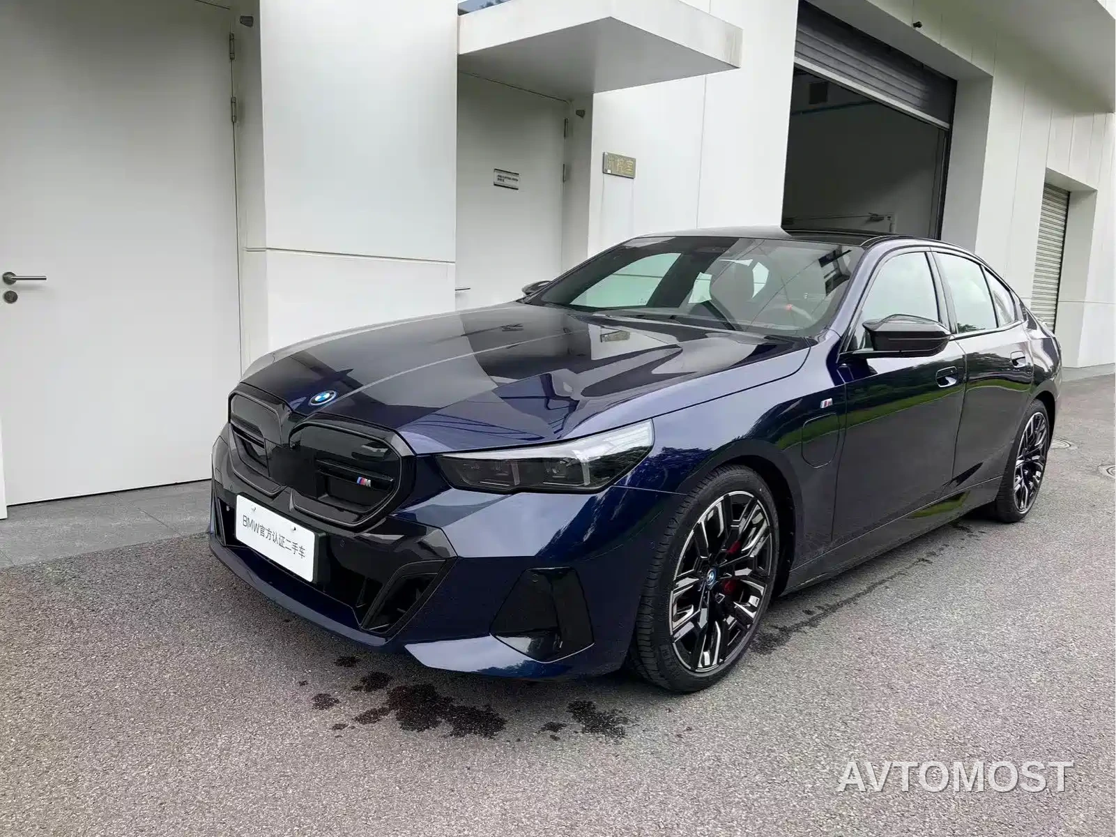 BMW i5 M60 2024 xDrive M60 — фото 1