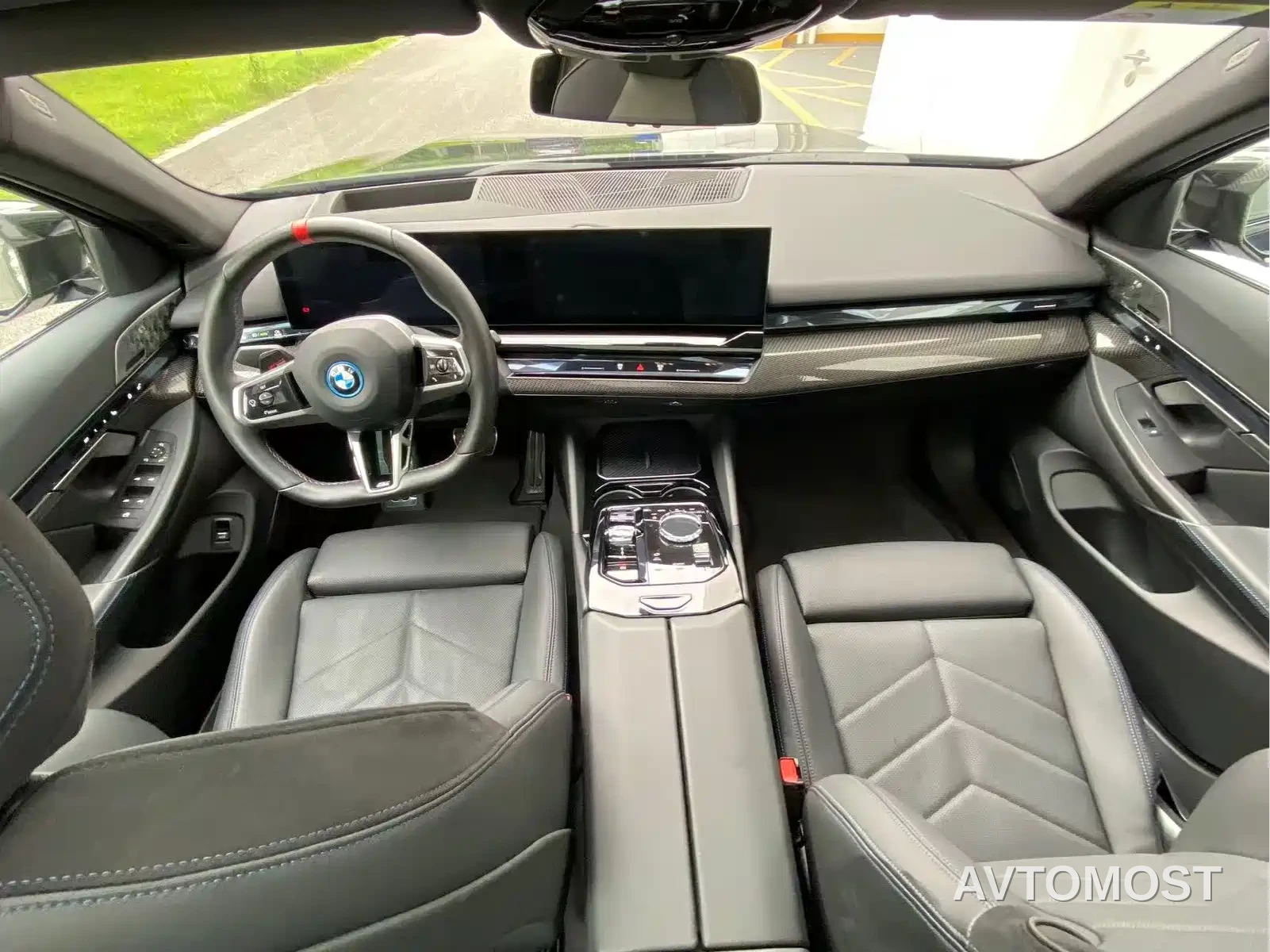 BMW i5 M60 2024 xDrive M60 — фото 7
