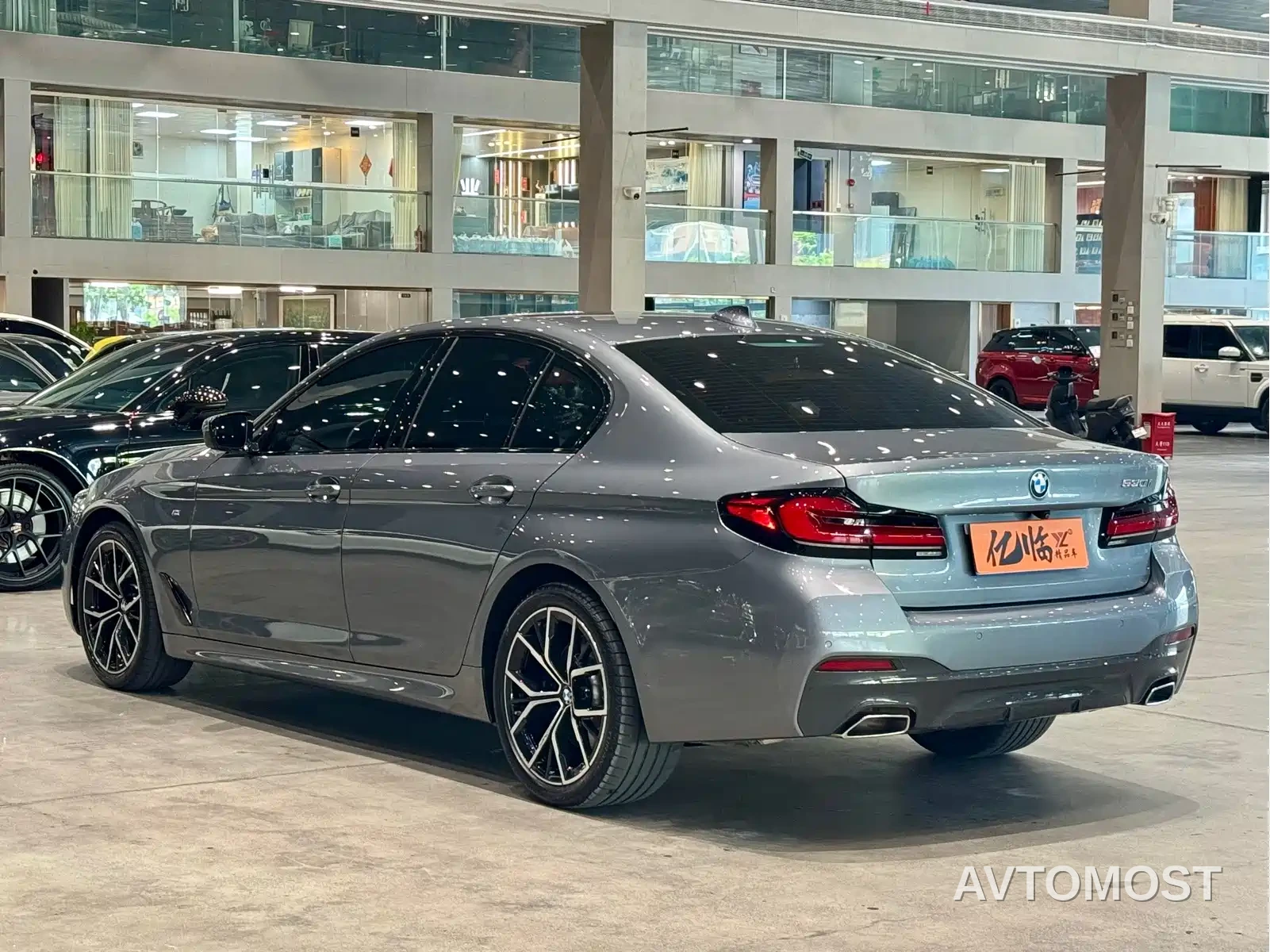 BMW 5 Series (Import) 2022 Facelift 530i Style Edition M Sport Package — фото 14