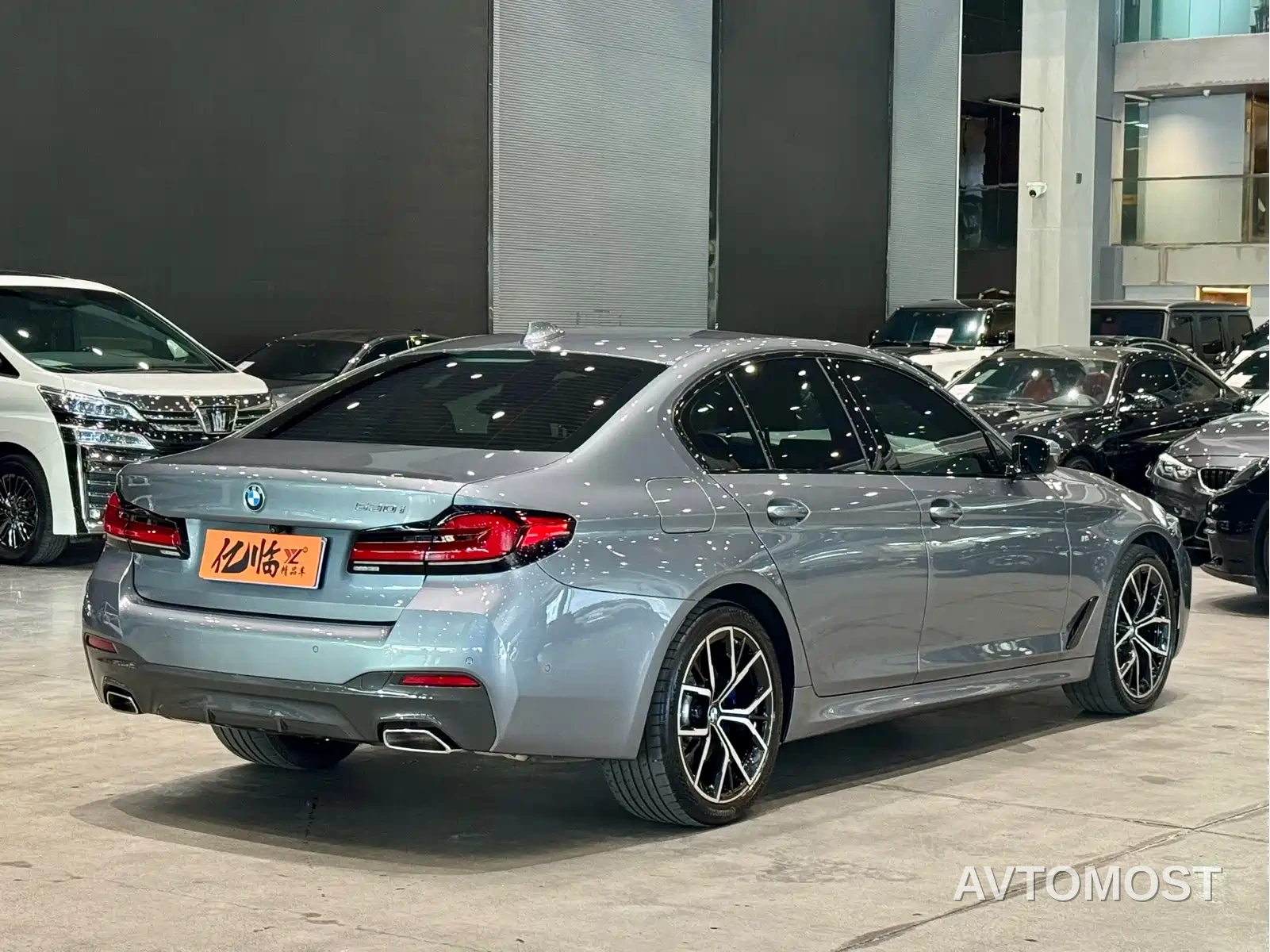 BMW 5 Series (Import) 2022 Facelift 530i Style Edition M Sport Package — фото 16