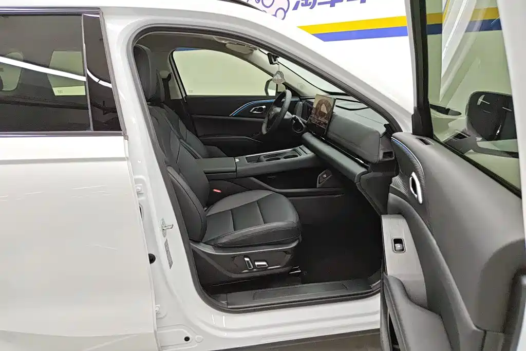 Haval Xiaolong MAX 2025 Hi4 110 Pro — фото 8