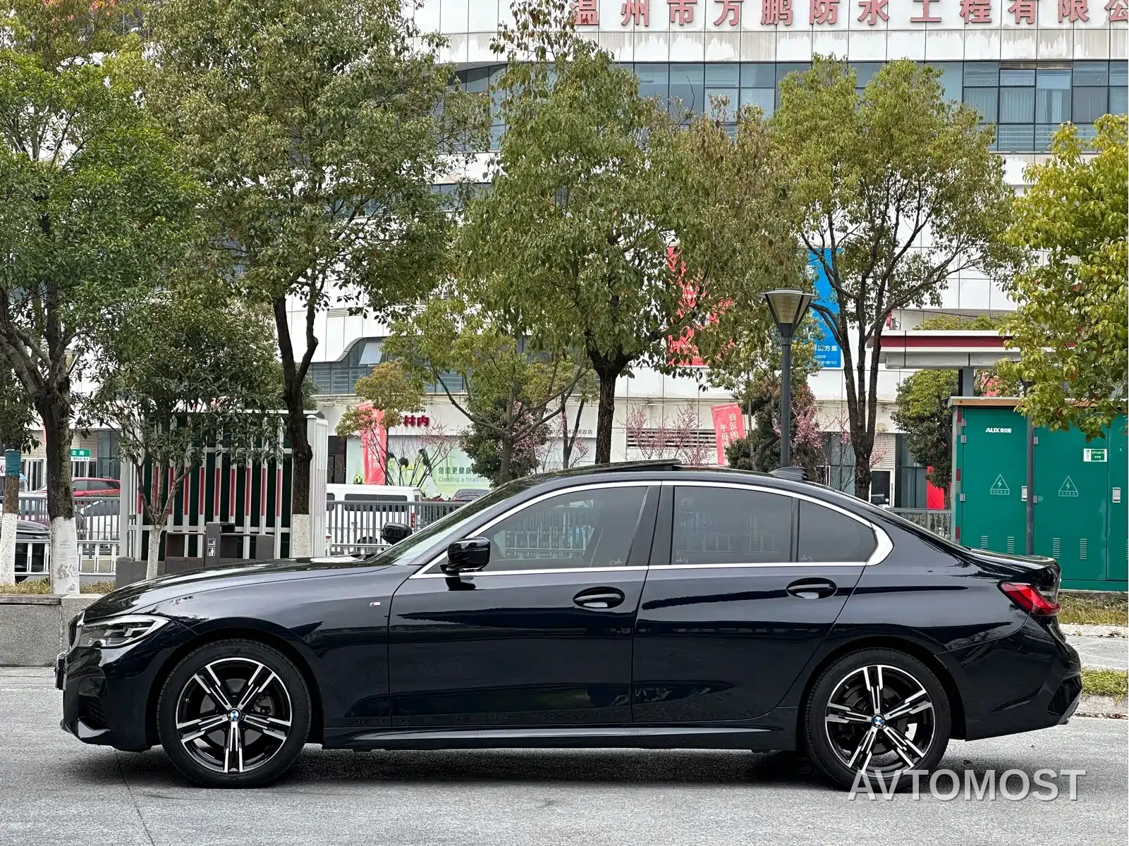 BMW 3 Series 2021 325i M Sport Package — фото 4