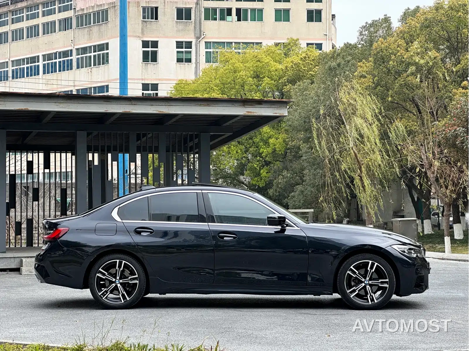 BMW 3 Series 2021 325i M Sport Package — фото 8