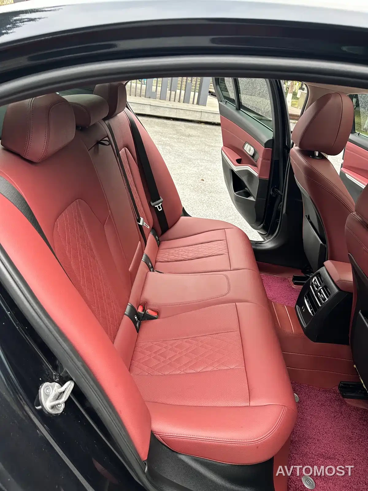 BMW 3 Series 2021 325i M Sport Package — фото 12