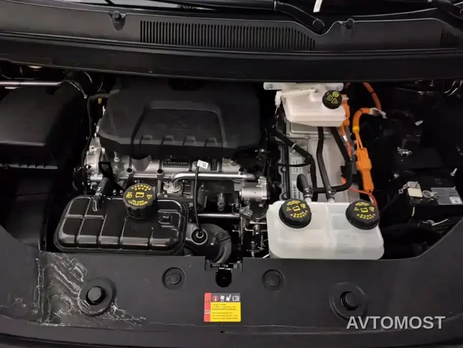 Wuling Motors Xingguang 730 New Energy 2025 Model Plug-in Hybrid Base Version — фото 10