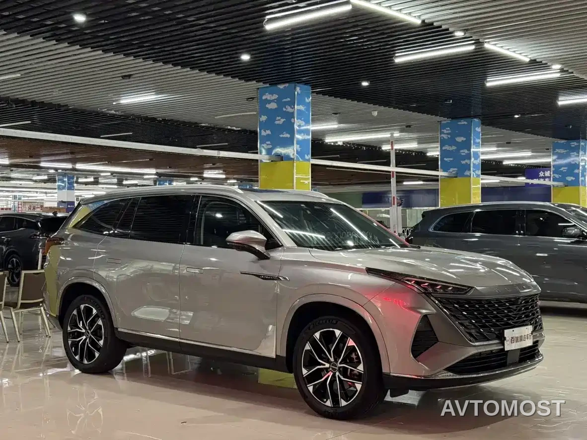 Roewe RX9 2023 2.0T 2WD Yuexiang Edition — фото 3
