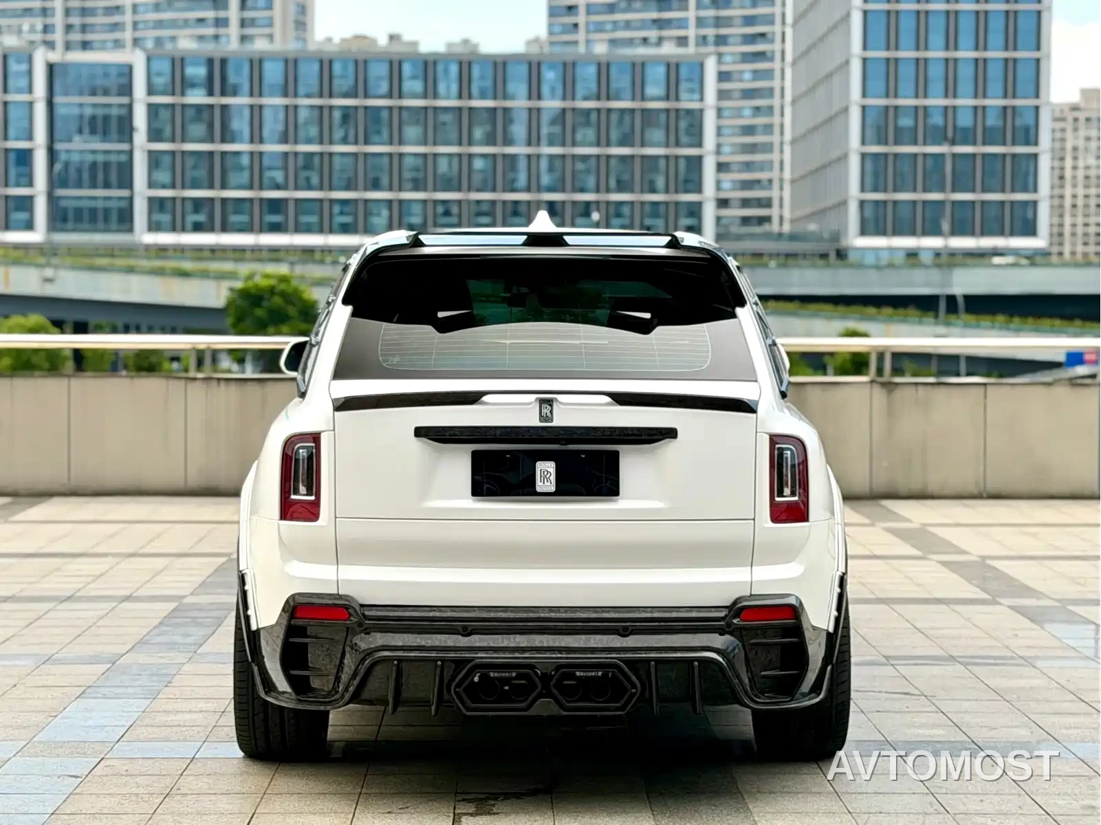 Rolls-Royce Cullinan 2018 5-Seater Version — фото 5